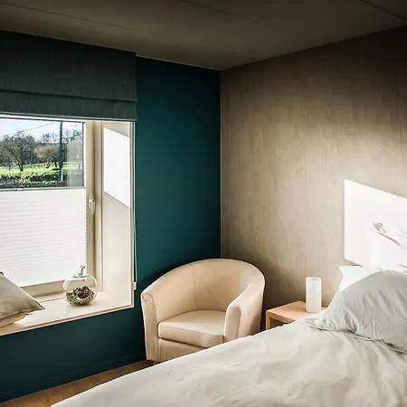 Mandarine Turquoise La Maison Hébergement de vacances Falmignoul